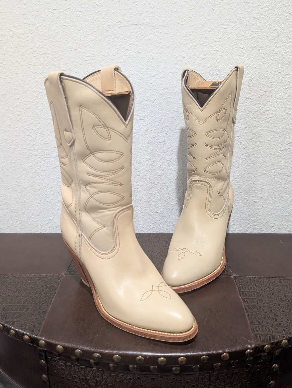 VINTAGE 70s/80s: Frye Western Boots Size 7 - Picture 13 of 16